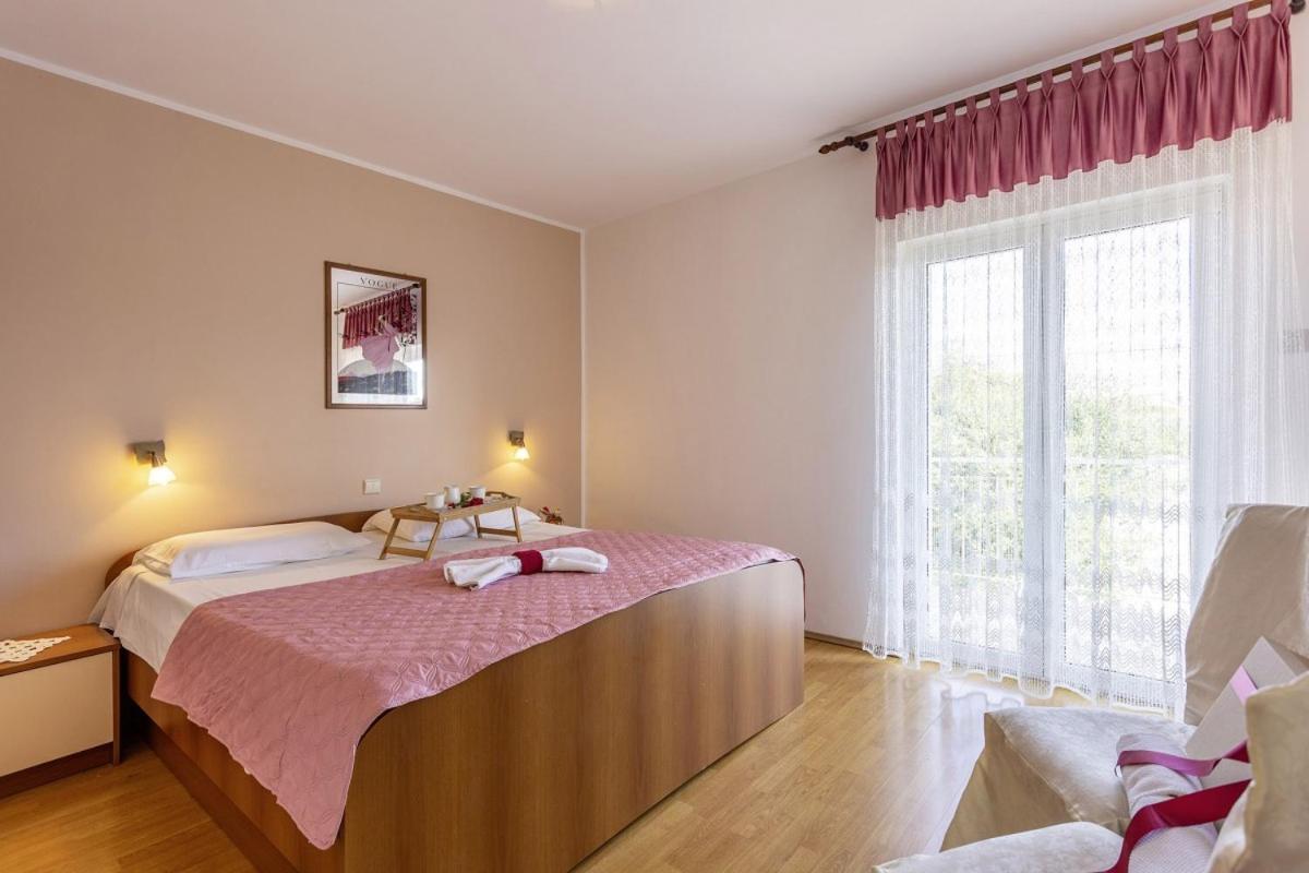 Hotel Milka In Medulin * Istrien Esterno foto